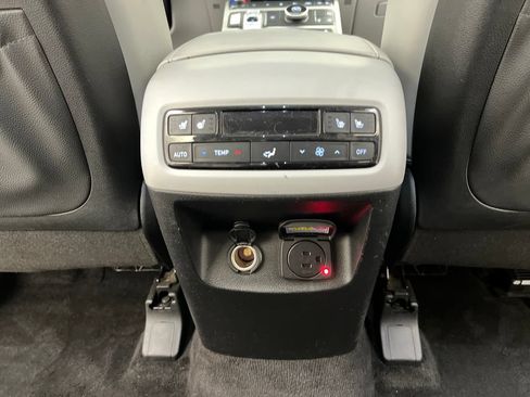 Used 2024 Hyundai Palisade SEL w/ Premium Package FWD image 28