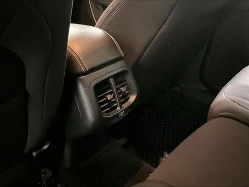 Used 2015 Jeep Cherokee Sport w/ Cold Weather Group image 10