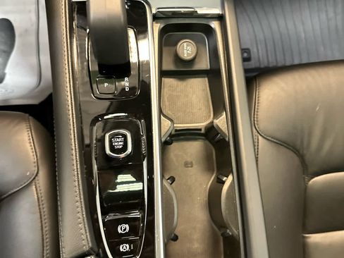 Used 2023 Volvo XC90 B5 Core w/ Protection Package image 24