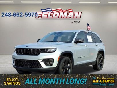 Used 2022 Jeep Grand Cherokee Altitude
