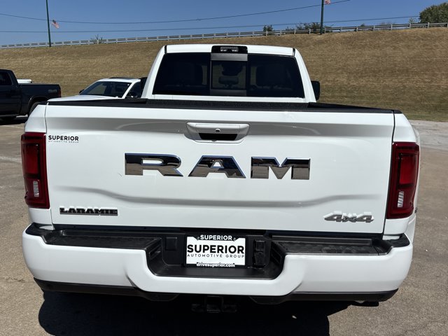 New 2026 RAM 3500 Laramie AWD/4WD image 4