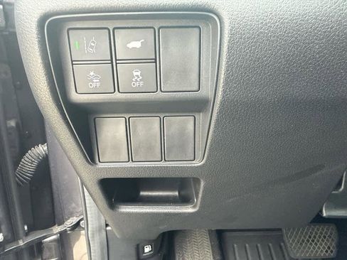Used 2018 Honda CR-V EX-L image 16