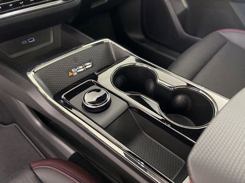 New 2026 Chevrolet Equinox RS AWD/4WD image 25