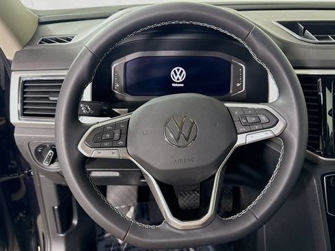 Certified 2023 Volkswagen Atlas SE AWD/4WD image 14