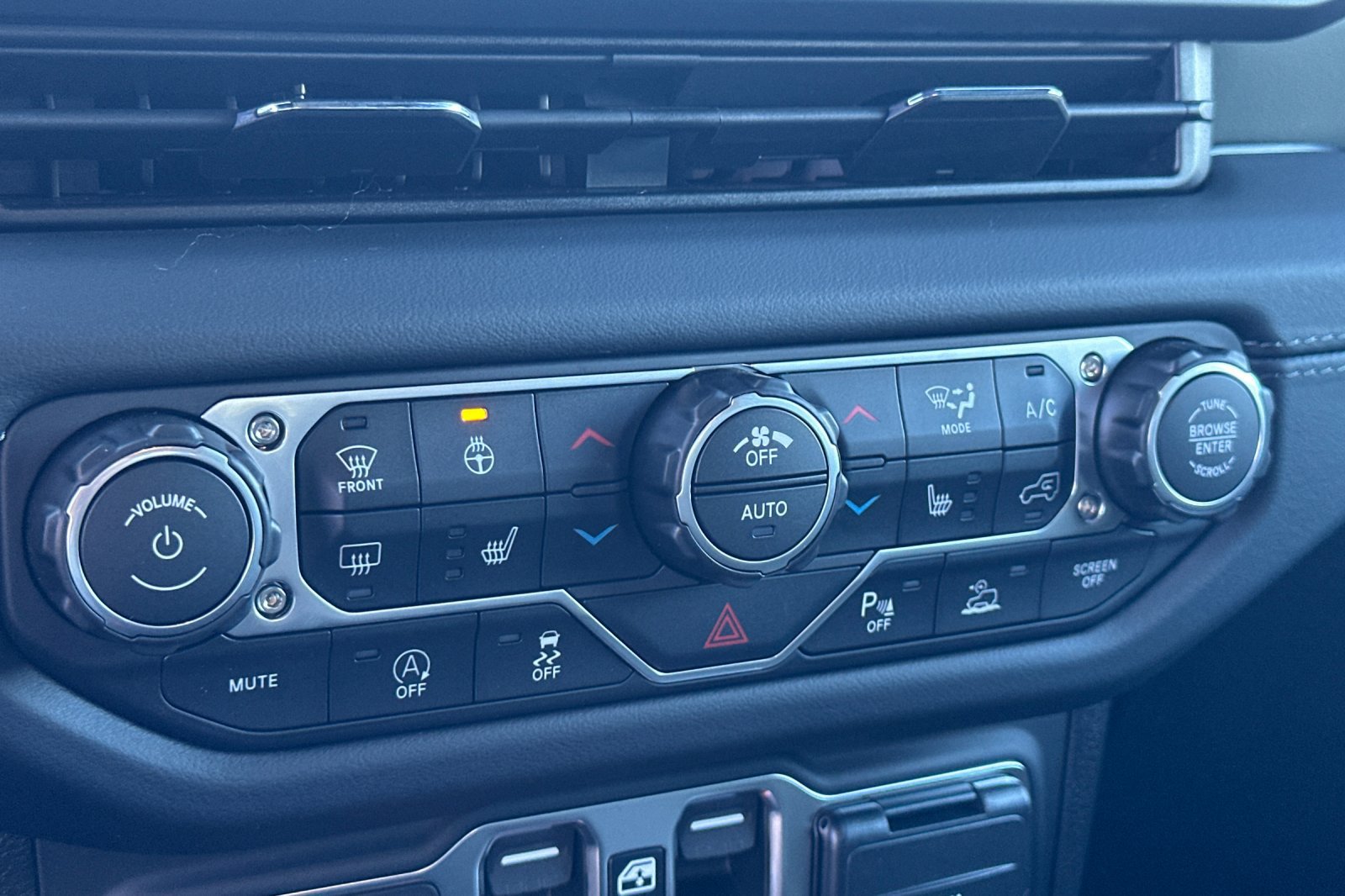 New 2026 Jeep Gladiator Mojave AWD/4WD image 20