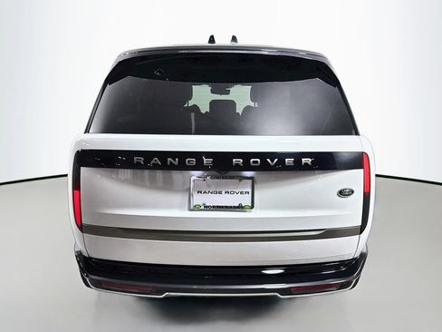 Certified 2023 Land Rover Range Rover Long Wheelbase SE AWD/4WD image 6