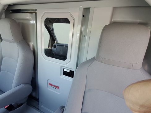 New 2026 Ford E-450 and Econoline 450 Super Duty w/ Power Equipment Group RWD image 35
