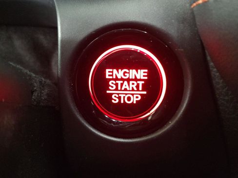 Certified 2024 Honda HR-V Sport image 9