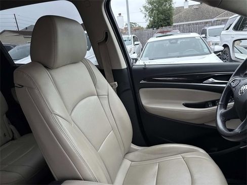 Used 2020 Buick Enclave Essence w/ Sound and Sites Package image 14