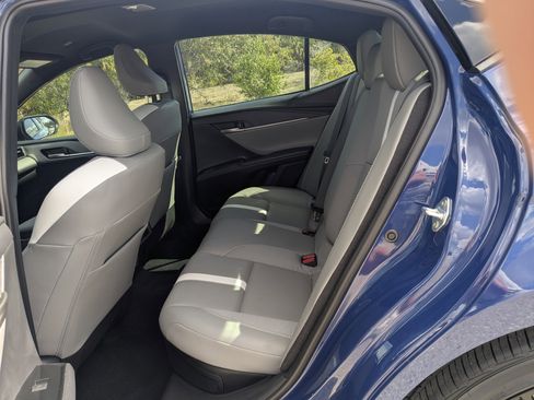 Used 2026 Toyota Camry SE w/ Convenience Package image 13