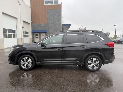 Used 2023 Subaru Ascent Premium w/ Convenience Package AWD/4WD image 9