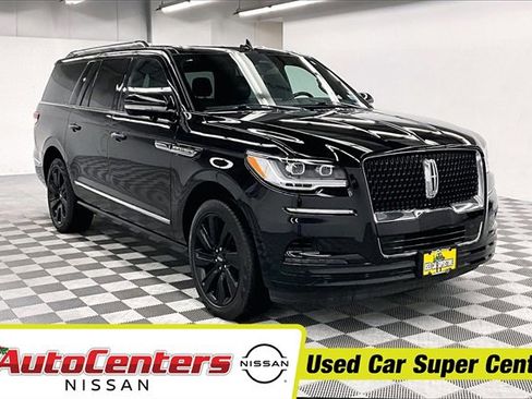 Used 2023 Lincoln Navigator L Reserve w/ Equipment Group 201A image 1