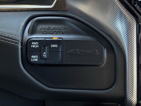 Used 2020 RAM 2500 Limited AWD/4WD image 55
