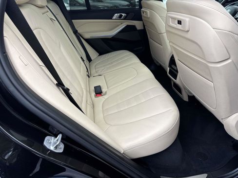 Used 2021 BMW X5 xDrive40i w/ Premium Package image 19