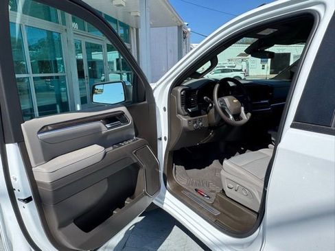 New 2025 Chevrolet Silverado 1500 LT AWD/4WD image 10