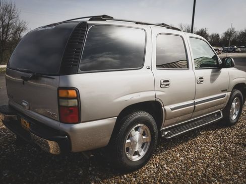 Used 2004 GMC Yukon SLT w/ 1SD Preferred Equipment Group AWD/4WD image 30