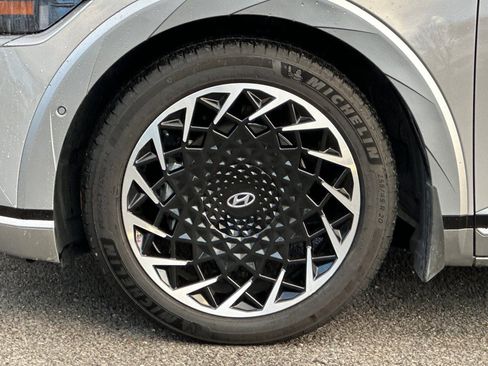 Used 2023 Hyundai Ioniq 5 Limited w/ Cargo Package image 32