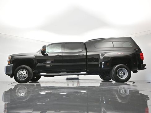 Used 2019 Chevrolet Silverado 3500 W/T w/ WT Convenience Package AWD/4WD image 41