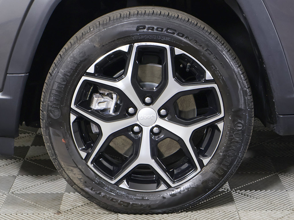 Used 2024 Jeep Compass Limited AWD/4WD image 20