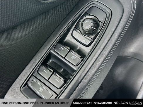 Used 2023 Subaru Forester Premium AWD/4WD image 17