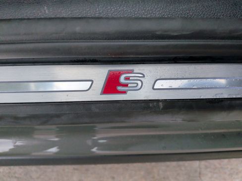 Used 2023 Audi Q3 2.0T Premium w/ Black Optic Sport Package image 34