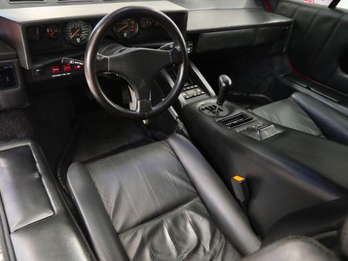 Used 1989 Lamborghini Countach Coupe RWD image 13