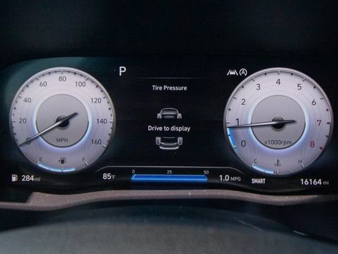 Used 2023 Hyundai Santa Fe Limited FWD image 31