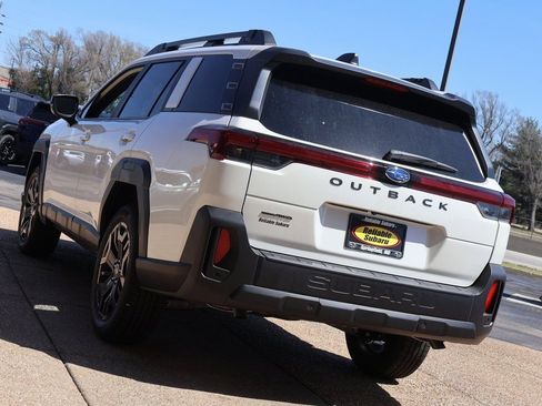 New 2026 Subaru Outback Limited XT image 4