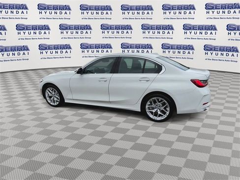 Used 2025 BMW 330i xDrive Sedan w/ Convenience Package image 6