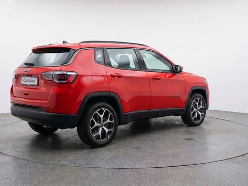 Used 2025 Jeep Compass Limited AWD/4WD image 9
