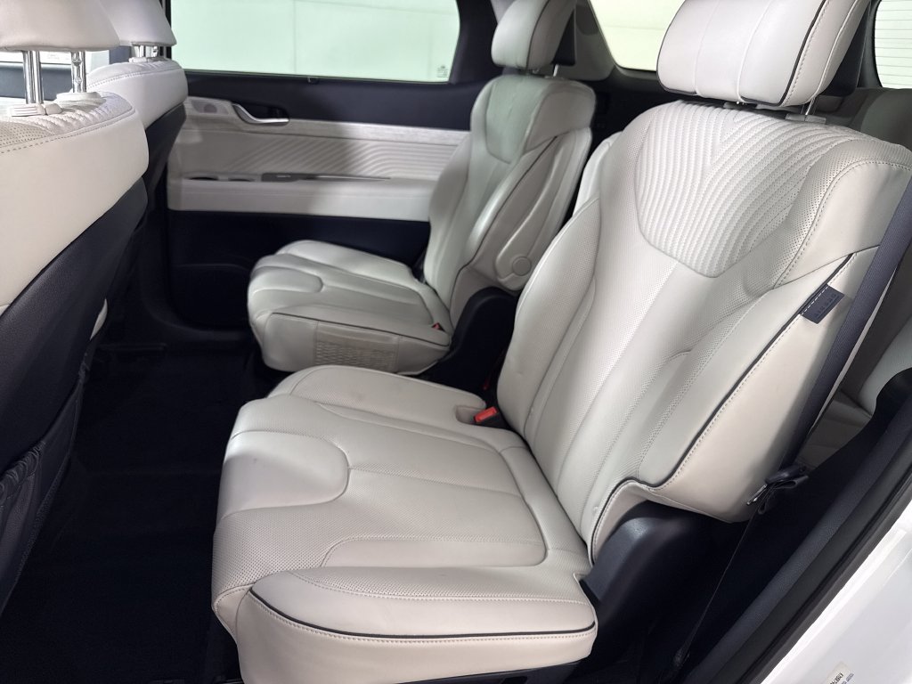 Used 2025 Hyundai Palisade Calligraphy FWD image 15