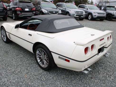 Used 1989 Chevrolet Corvette Convertible image 17