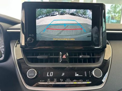 Used 2023 Toyota Corolla LE image 17