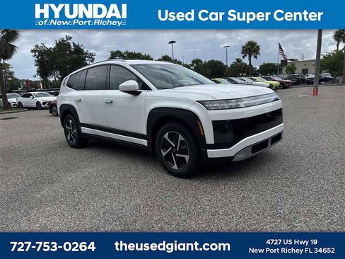 New 2026 Hyundai Ioniq 9 SE image 9