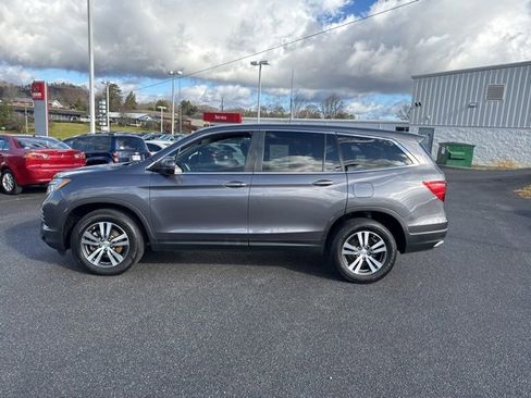 Used 2018 Honda Pilot EX image 5