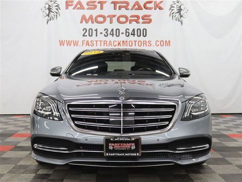 Used 2018 Mercedes-Benz S 560 4MATIC Sedan image 2