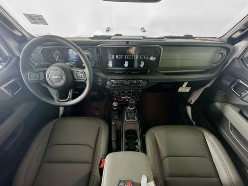 New 2026 Jeep Gladiator Mojave image 9