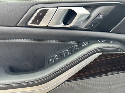 Certified 2024 BMW X5 xDrive40i w/ M Sport Package AWD/4WD image 18