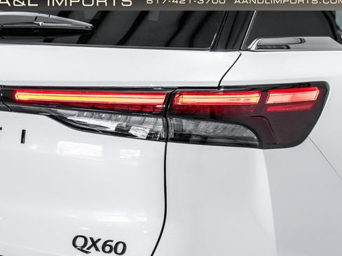 Used 2025 INFINITI QX60 Luxe w/ Black Edition image 37