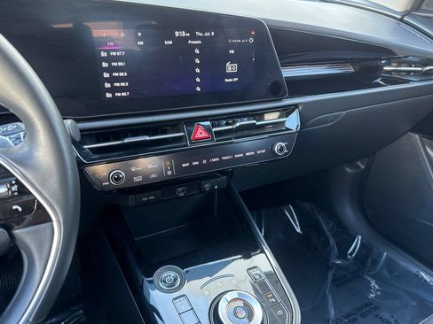 Used 2024 Kia Niro Wind FWD image 25