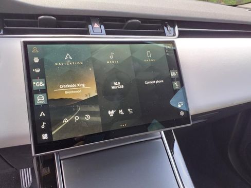 New 2026 Land Rover Range Rover Evoque S AWD/4WD image 9