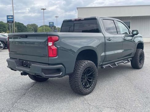 Used 2025 Chevrolet Silverado 1500 LTZ w/ LTZ Premium Package AWD/4WD image 3