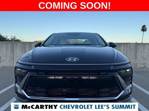 Used 2025 Hyundai Sonata SEL FWD image 2