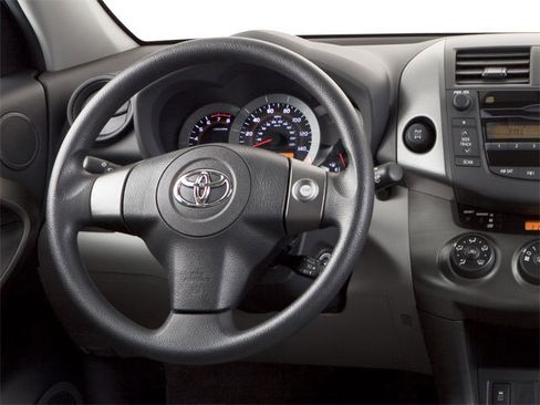 Used 2010 Toyota RAV4 2WD image 6