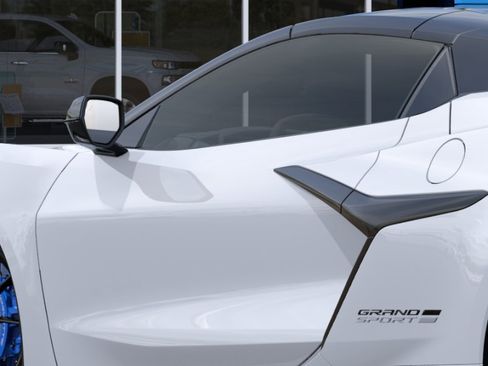 New 2027 Chevrolet Corvette Grand Sport RWD image 12