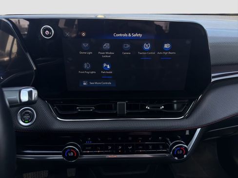 Used 2025 Chevrolet Equinox RS w/ Safety and Technology Package AWD/4WD image 23