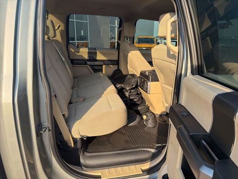 Used 2020 Ford F150 XLT AWD/4WD image 27