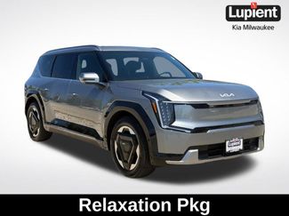 Used 2024 Kia EV9 Land AWD/4WD 360° Tour