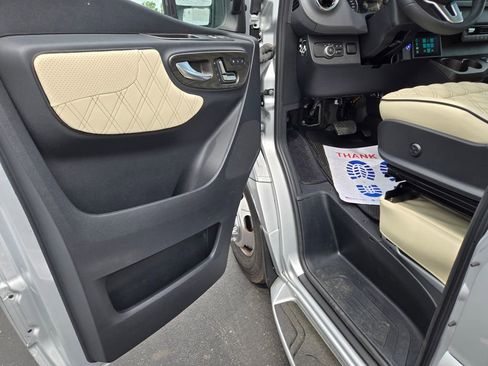 New 2024 Mercedes-Benz Sprinter 3500 image 16