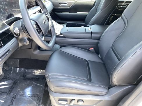 Certified 2026 INFINITI QX80 Pure w/ Cargo Package AWD/4WD image 28
